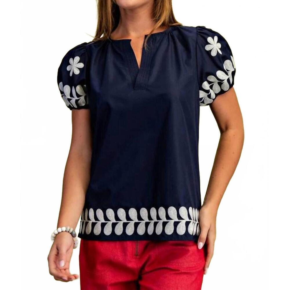 NEW GIGIO puff sleeve v-neck top in navy/ white